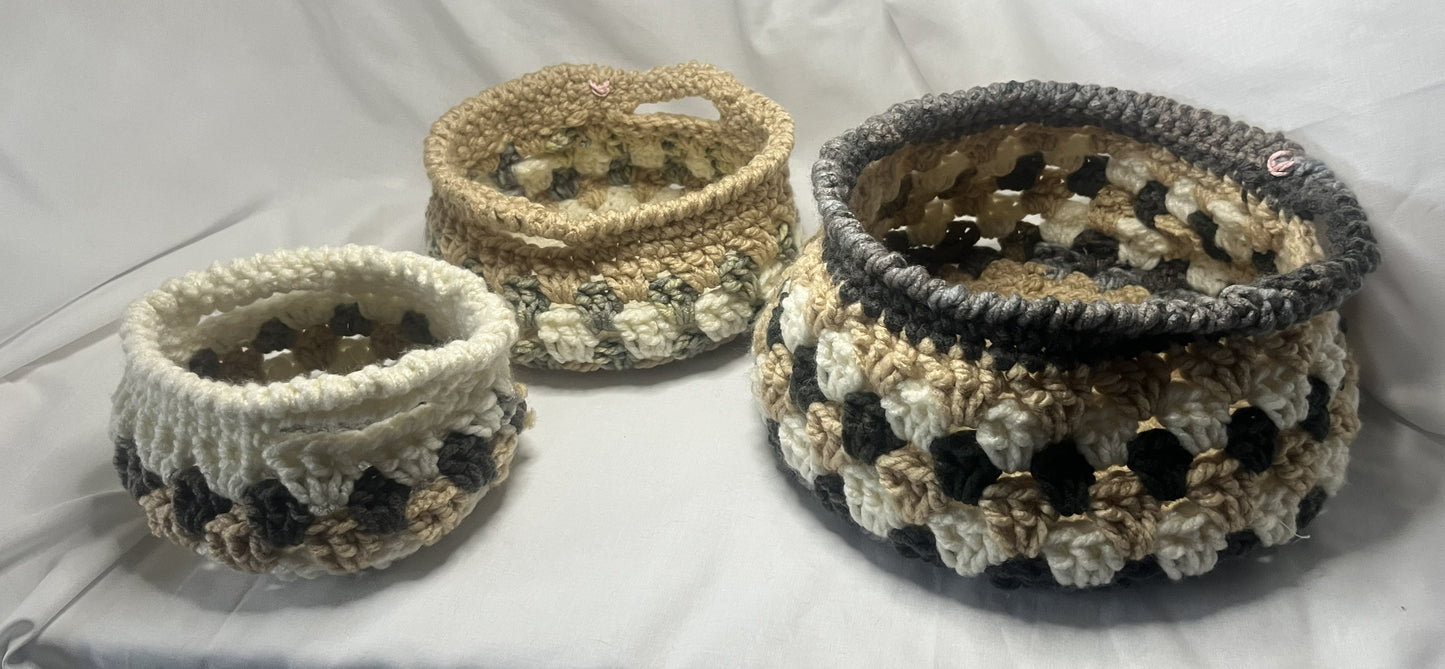 Nesting Set of Baskets, set of 3