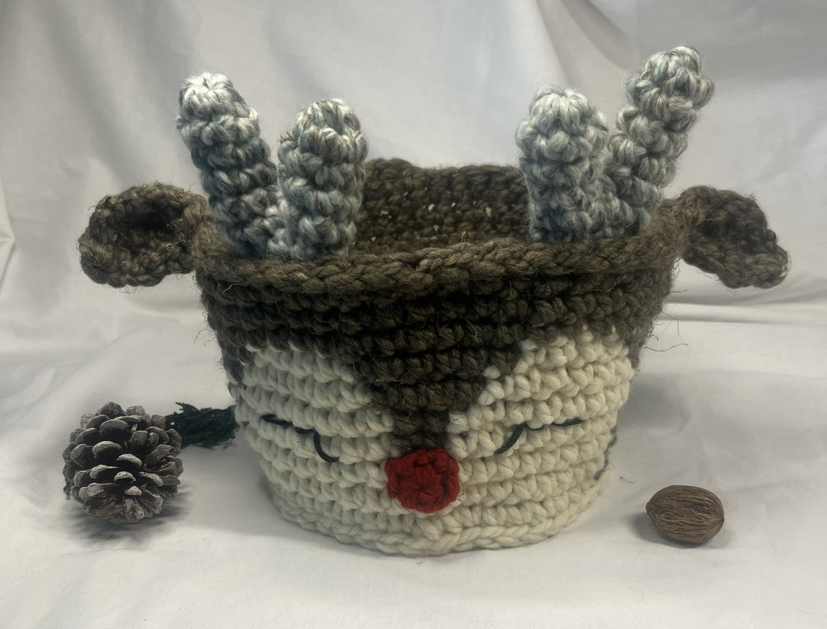 Reindeer basket